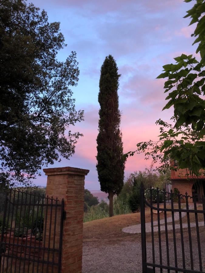 Torre A Castello La Casa D'Ambraヴィラ エクステリア 写真