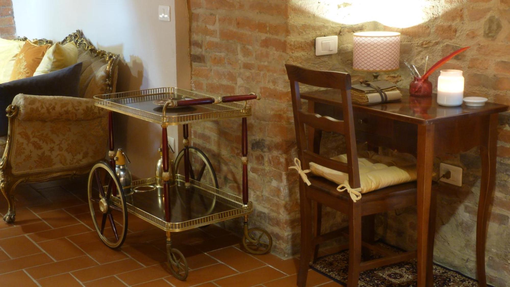Torre A Castello La Casa D'Ambraヴィラ エクステリア 写真