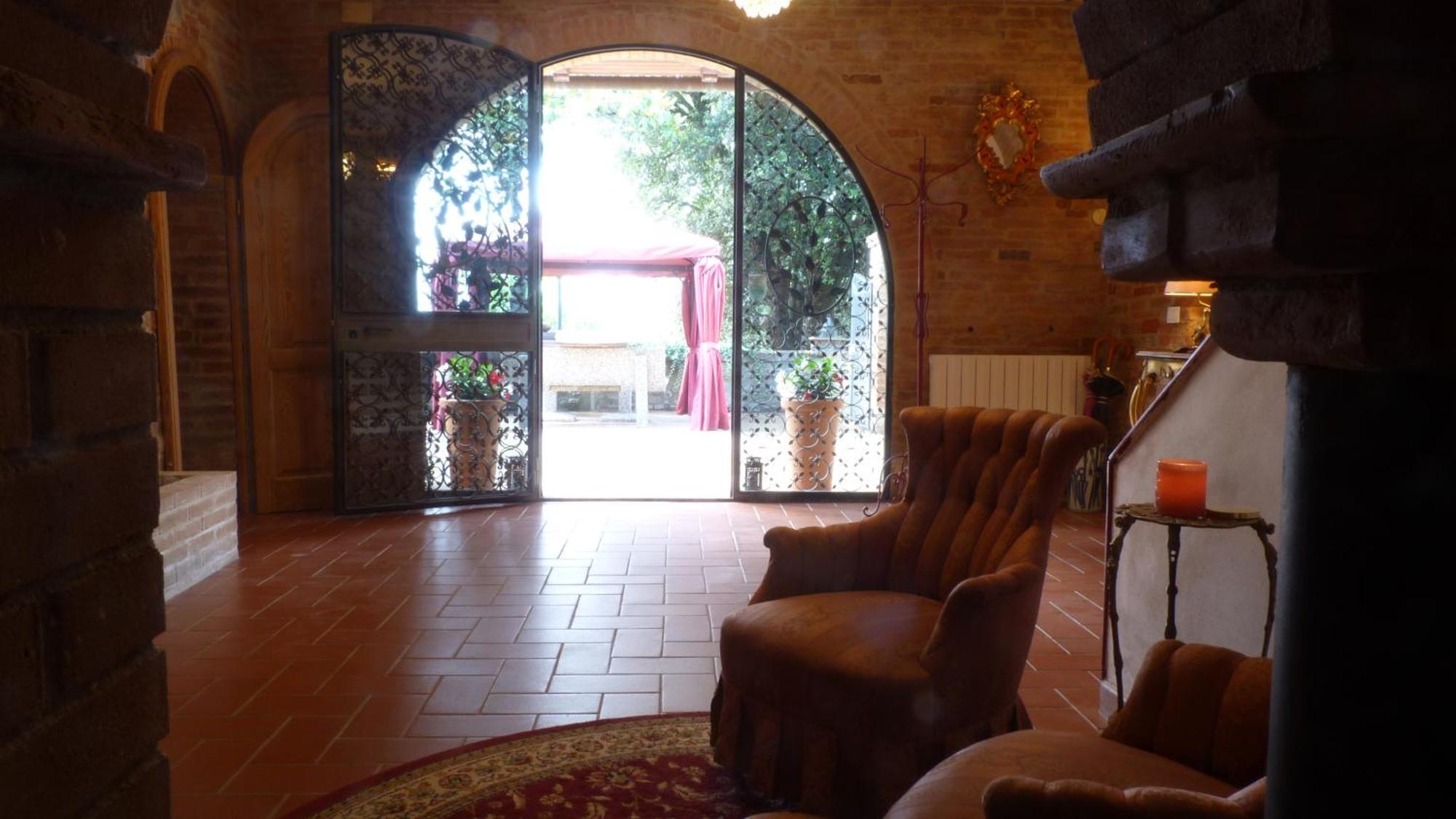Torre A Castello La Casa D'Ambraヴィラ エクステリア 写真